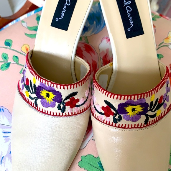 DAVID AARON GORGEOUS LEATHER SLIDES - Picture 5 of 8